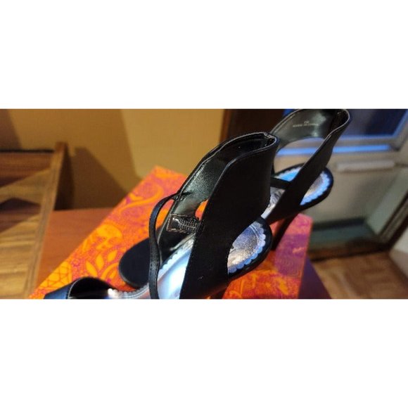 Women's Shoes MixN6   (size 7) - Picture 9 of 11